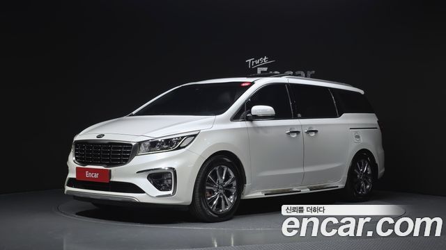 Kia Carnival — exterior