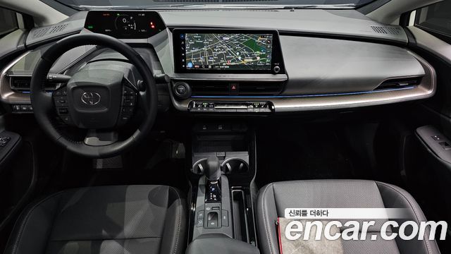 Toyota Prius — interior