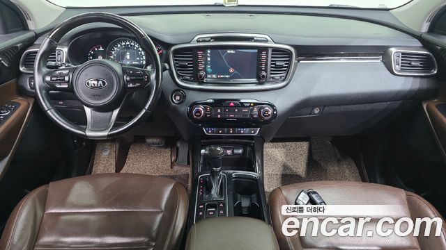 Kia Sorento — interior