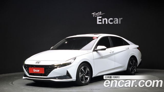 Hyundai Avante — exterior