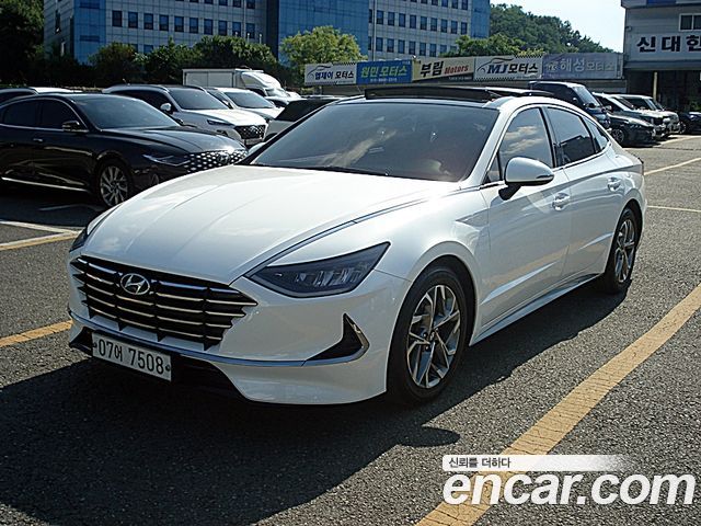 Hyundai Sonata — exterior