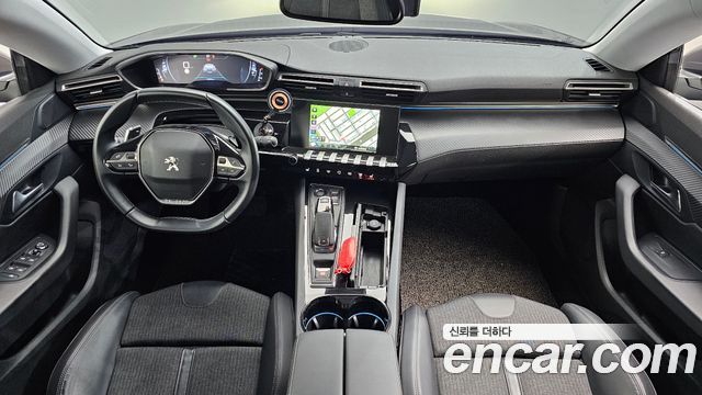 Peugeot 508 — interior