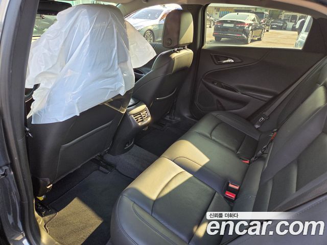 Chevrolet Korea Malibu — interior