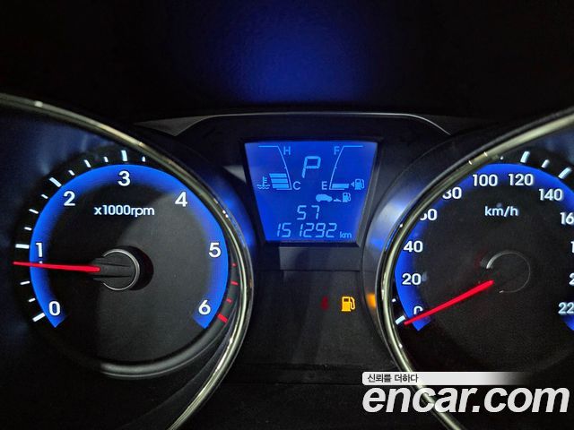 Hyundai Tucson — interior