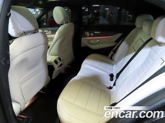 Mercedes-Benz E-Class — interior