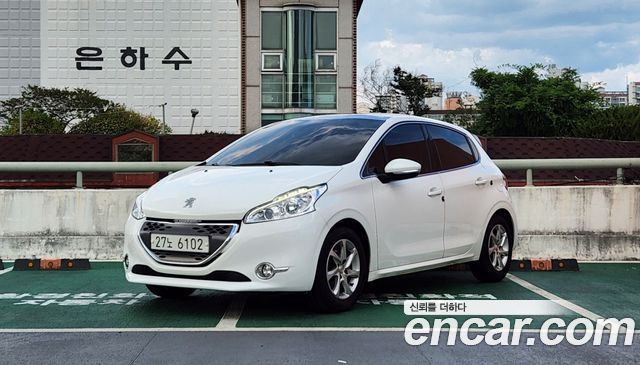 Peugeot 208 — exterior