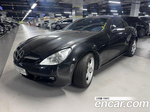Mercedes-Benz SLK-Class