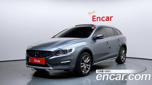 Volvo V60 — exterior