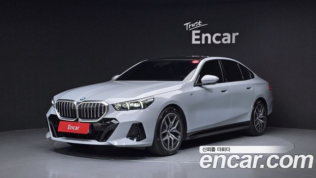 BMW 5 Series — exterior