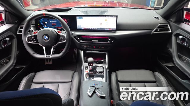 BMW M2 — interior