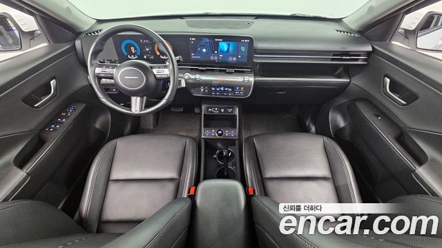Hyundai Kona — interior