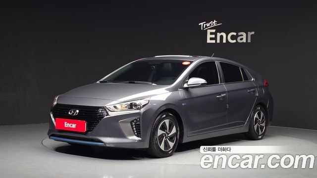 Hyundai Ioniq — exterior