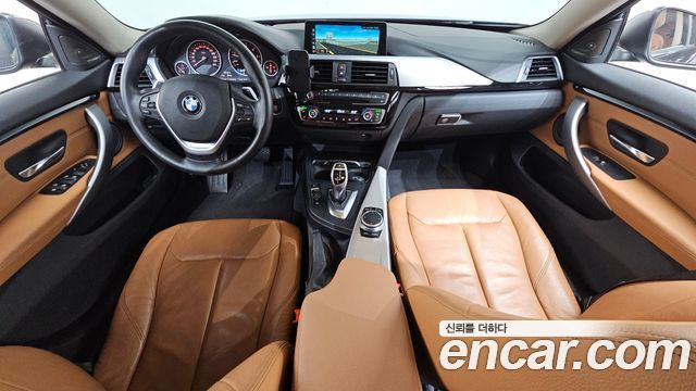 BMW 4 Series — interior