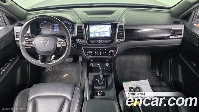 KG Mobility Rexton — interior