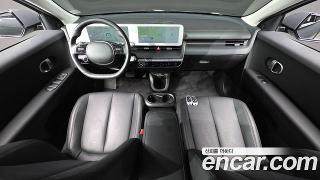 Hyundai IONIQ 5 — interior