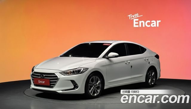 Hyundai Avante — exterior