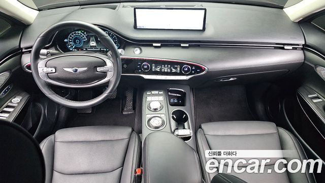 Genesis GV70 — interior