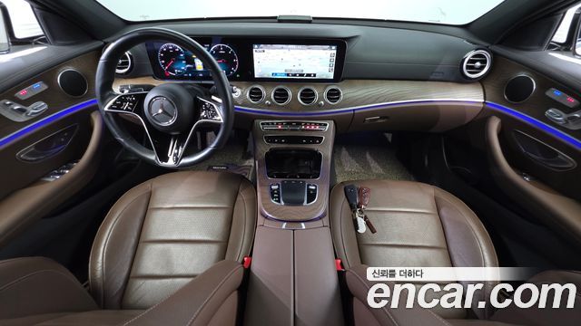 Mercedes-Benz E-Class — interior