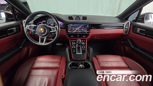 Porsche Cayenne — interior