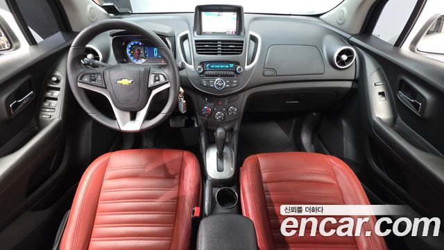 Chevrolet Korea Trax — interior