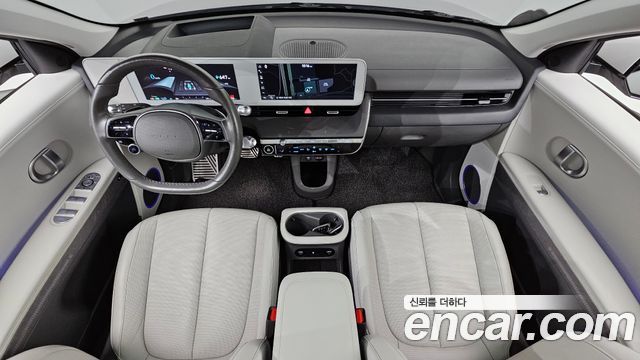 Hyundai IONIQ 5 — interior