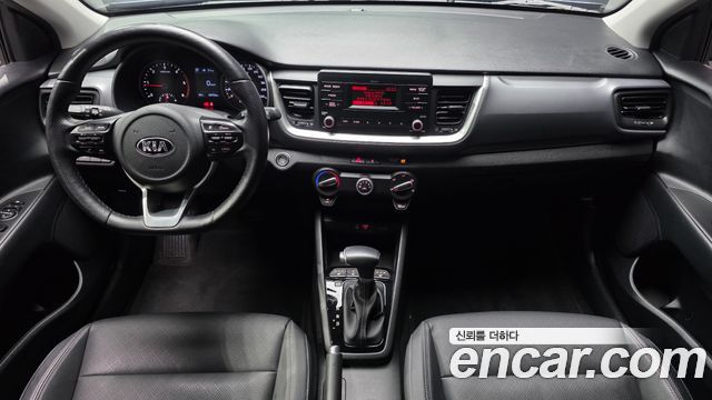 Kia Stonic — interior