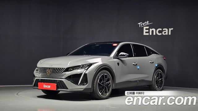 Peugeot 408 — exterior