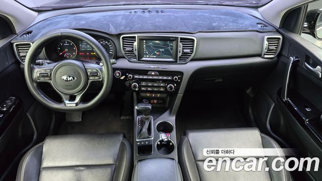 Kia Sportage — interior