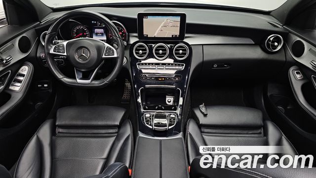 Mercedes-Benz C-Class — interior