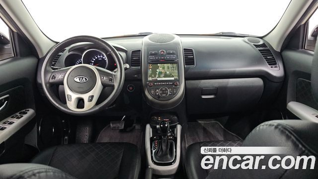 Kia Soul — interior