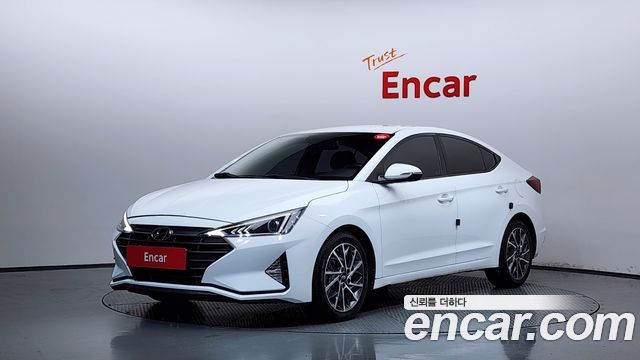 Hyundai Avante — exterior