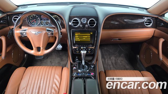 Bentley Flying Spur — interior