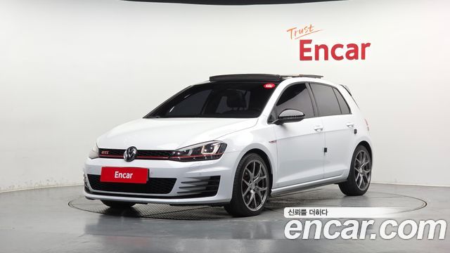 Volkswagen Golf — exterior