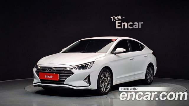 Hyundai Avante — exterior