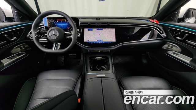 Mercedes-Benz E-Class — interior