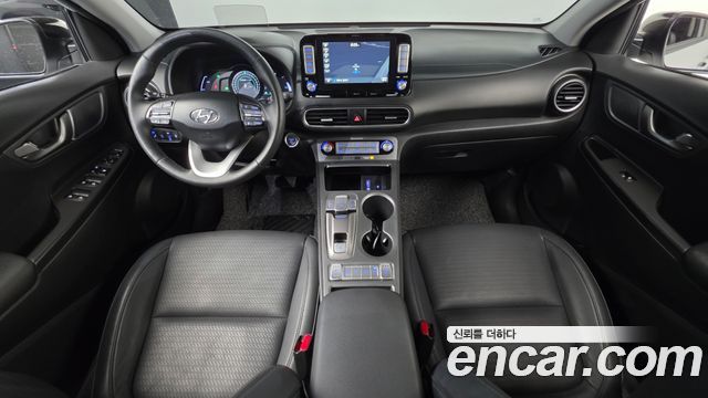 Hyundai Kona — interior