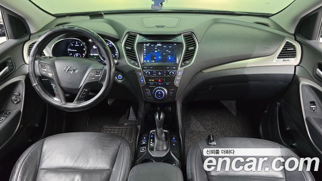 Hyundai Maxcruz — interior