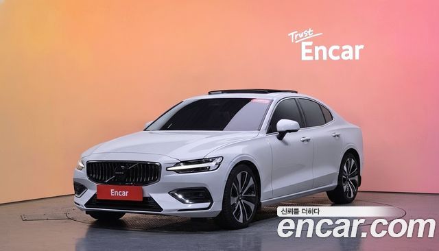Volvo S60 — exterior
