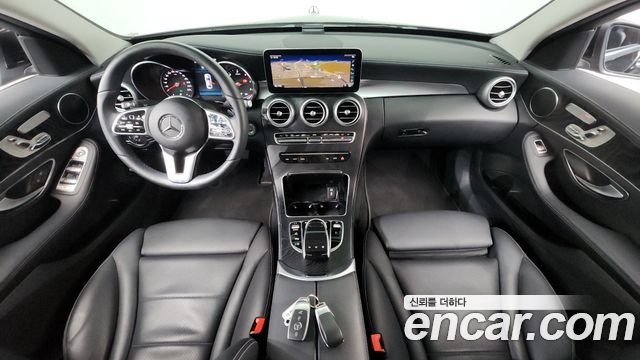 Mercedes-Benz C-Class — interior