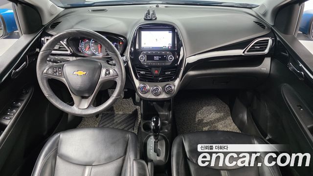 Chevrolet Korea Spark — interior