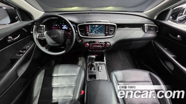 Kia Sorento — interior