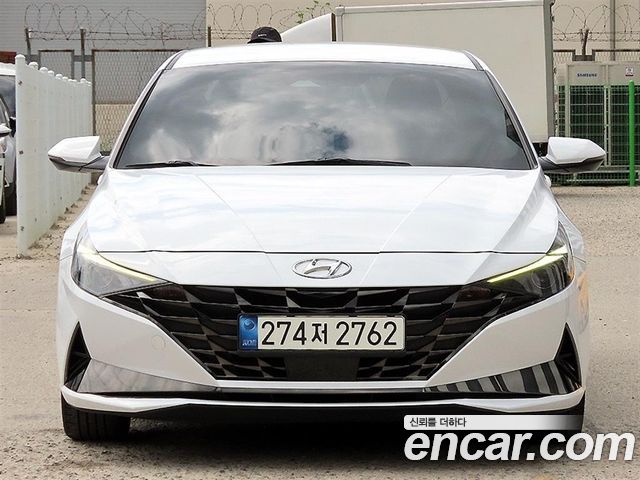 Hyundai Avante — exterior