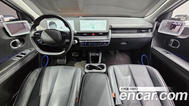 Hyundai IONIQ 5 — interior