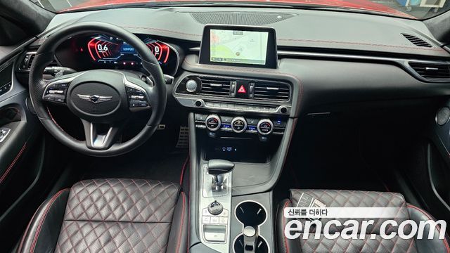 Genesis G70 — interior