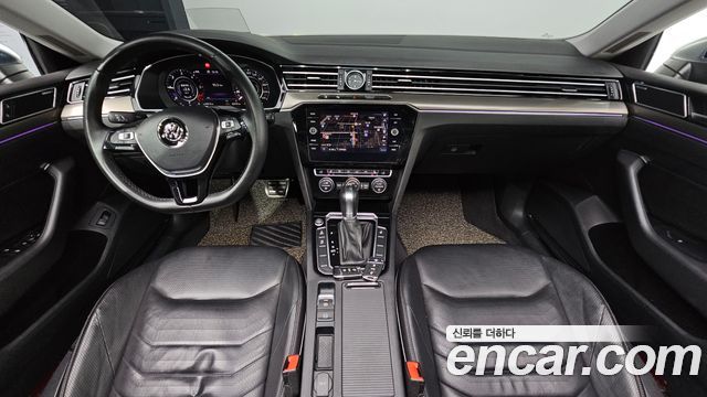 Volkswagen Arteon — interior