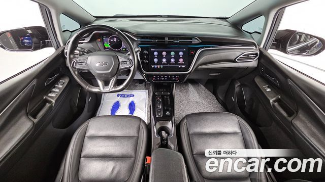 Chevrolet Korea Bolt EV — interior