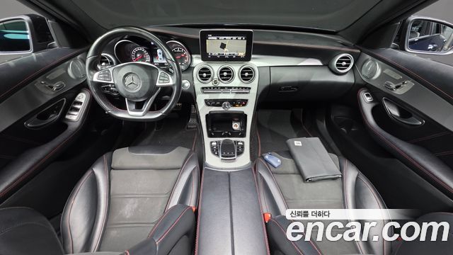 Mercedes-Benz C-Class — interior