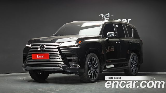 Lexus LX — exterior