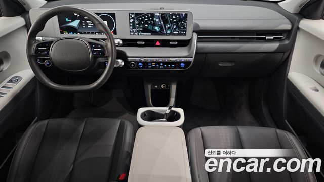 Hyundai IONIQ 5 — interior