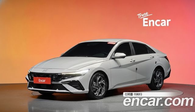 Hyundai Avante — exterior